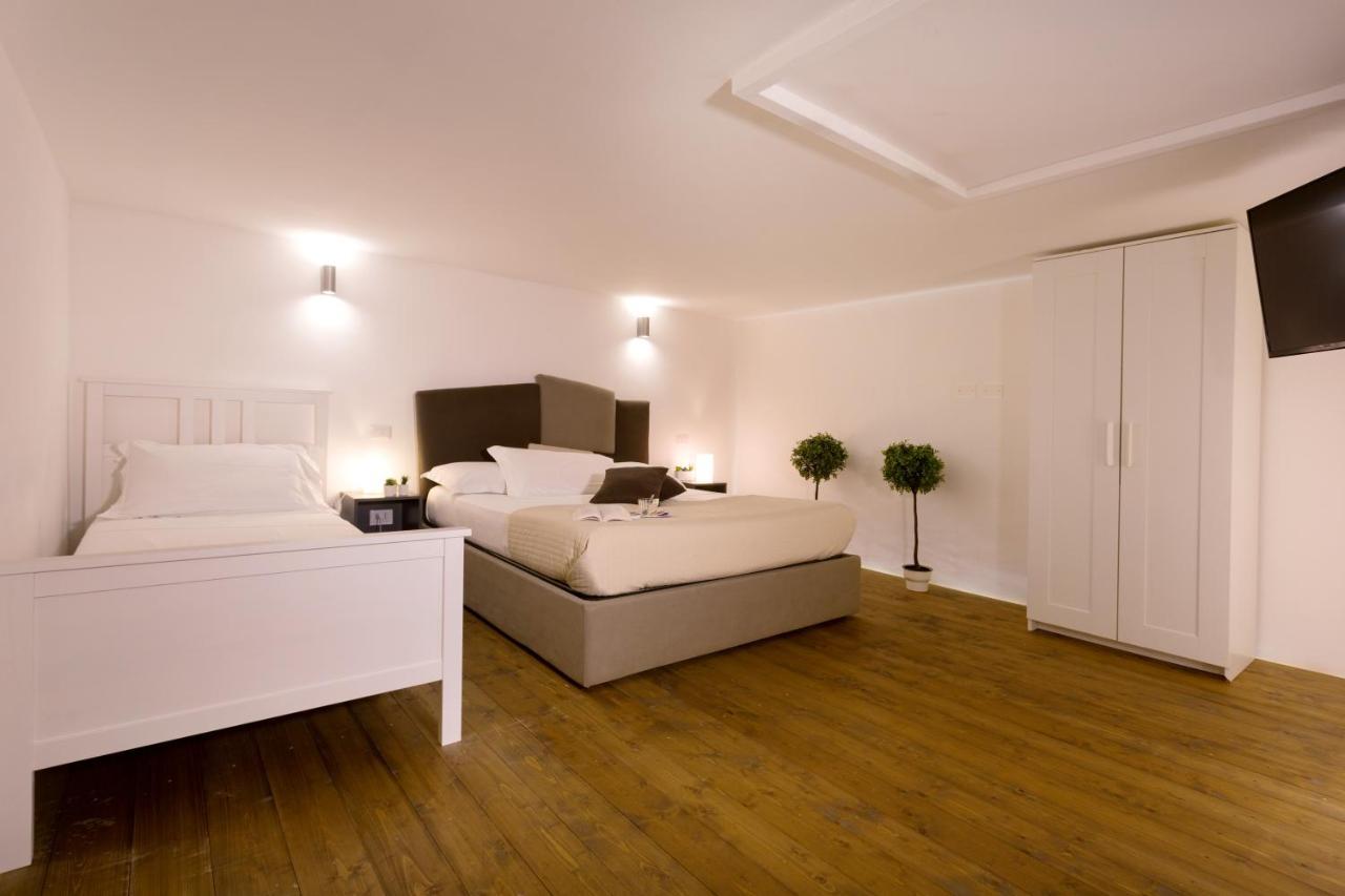 Le Suites Del Duomo CTA Exterior photo